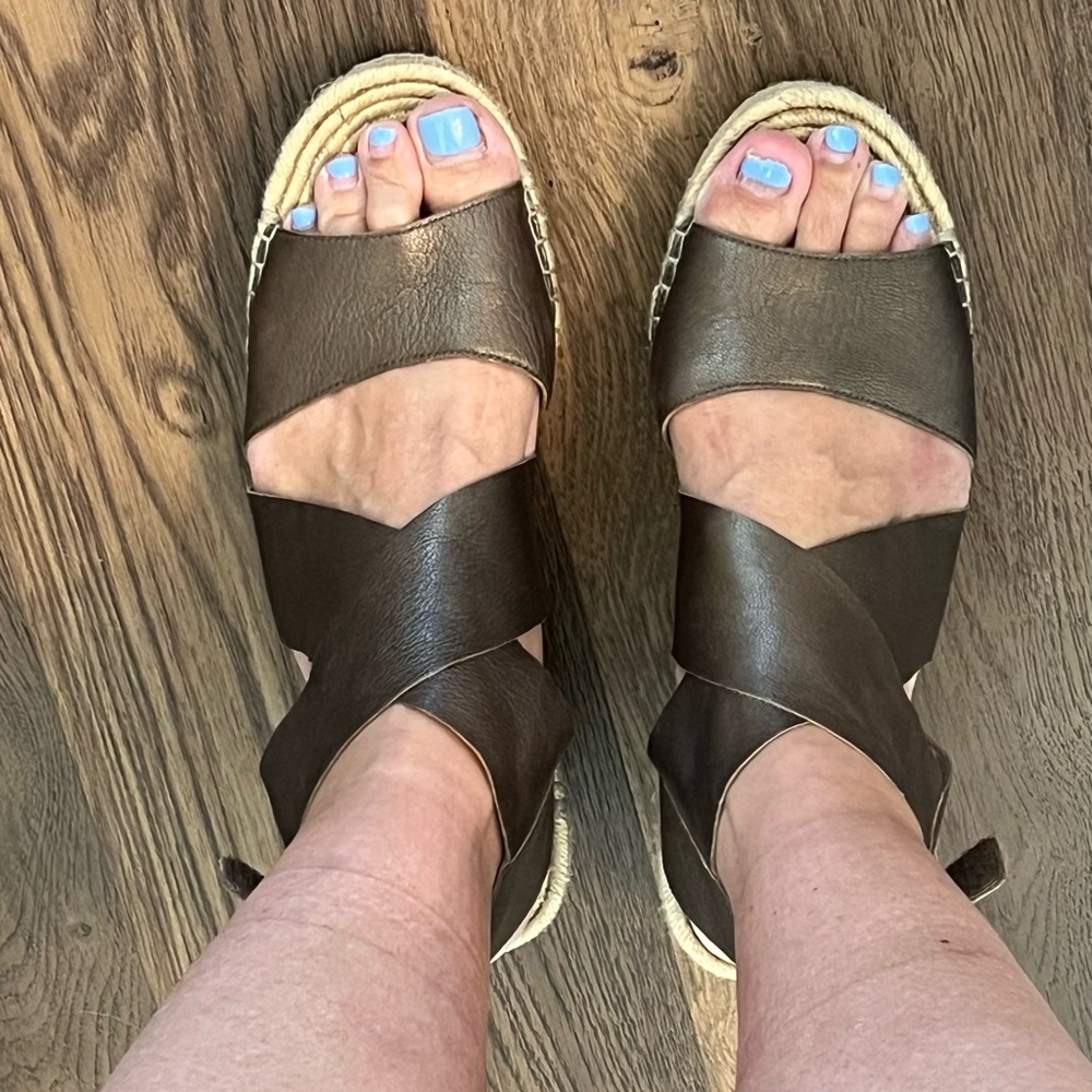 🕶️Eileen Fisher Willow Bronze Metallic Leather Espadrille Wedge Heel Sandals 11 - Picture 9 of 9